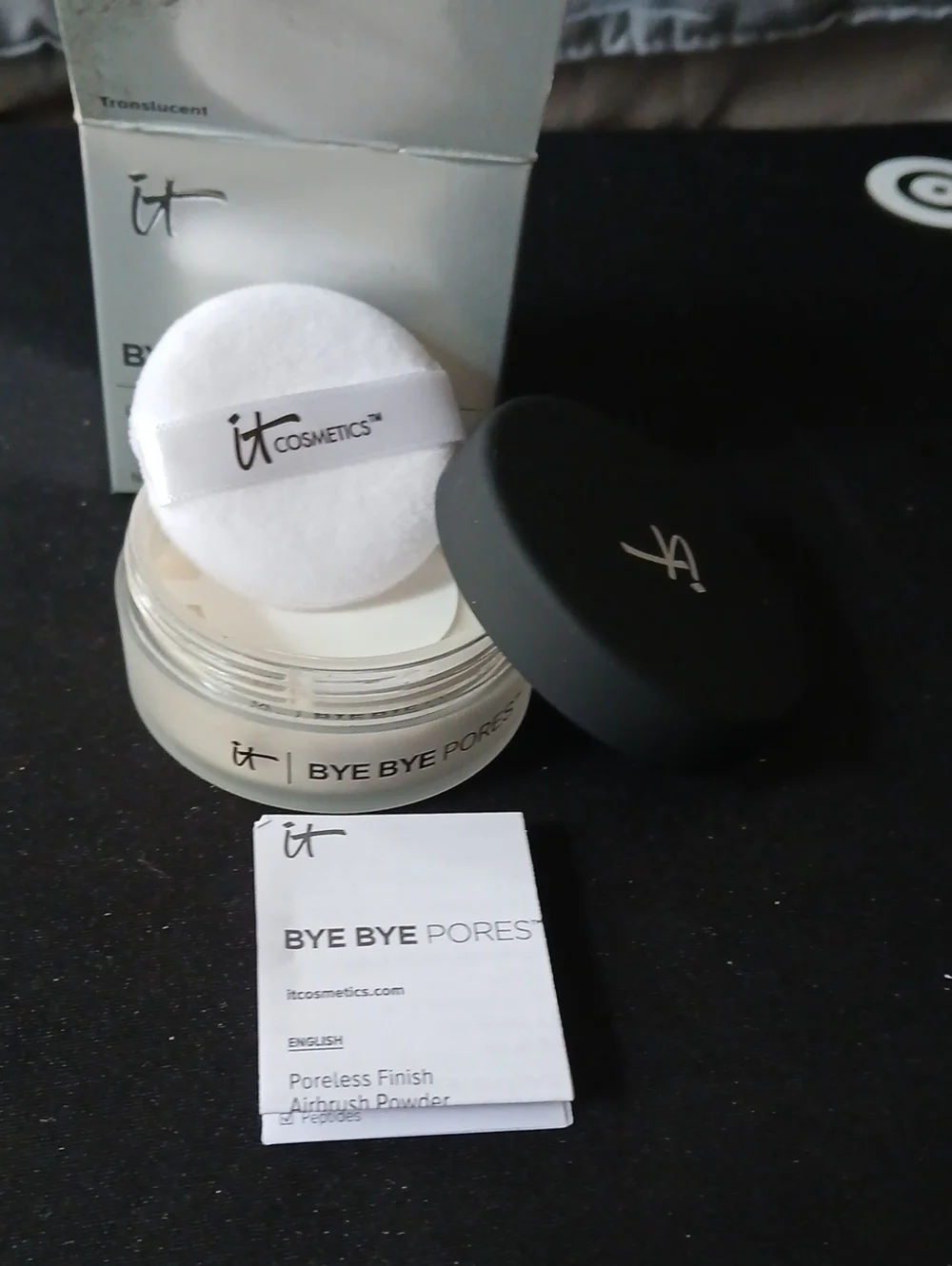 it cosmetics Bye Bye Pores Poreless Finish Airbrush Loose Powder Translucent NIB